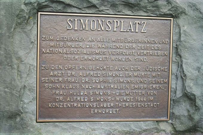 Plakette Simonsplatz Rückseite